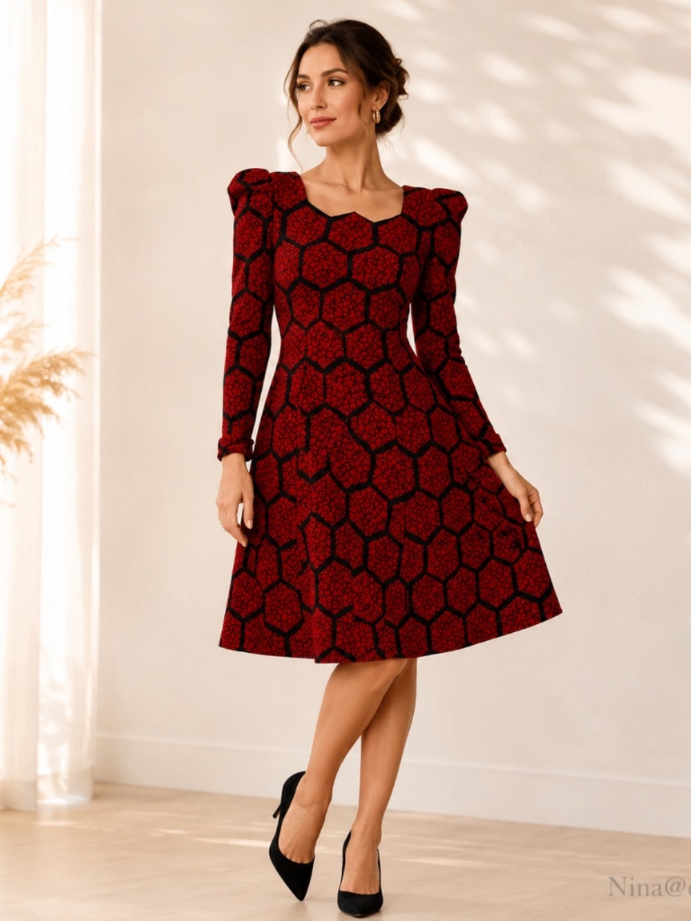 Vintage Carolina Herrera 1980s Sculptural  100% Silk Dress  Classic Designer